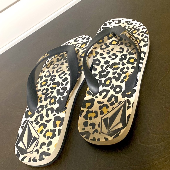 Volcom flip-flops - Picture 3 of 4